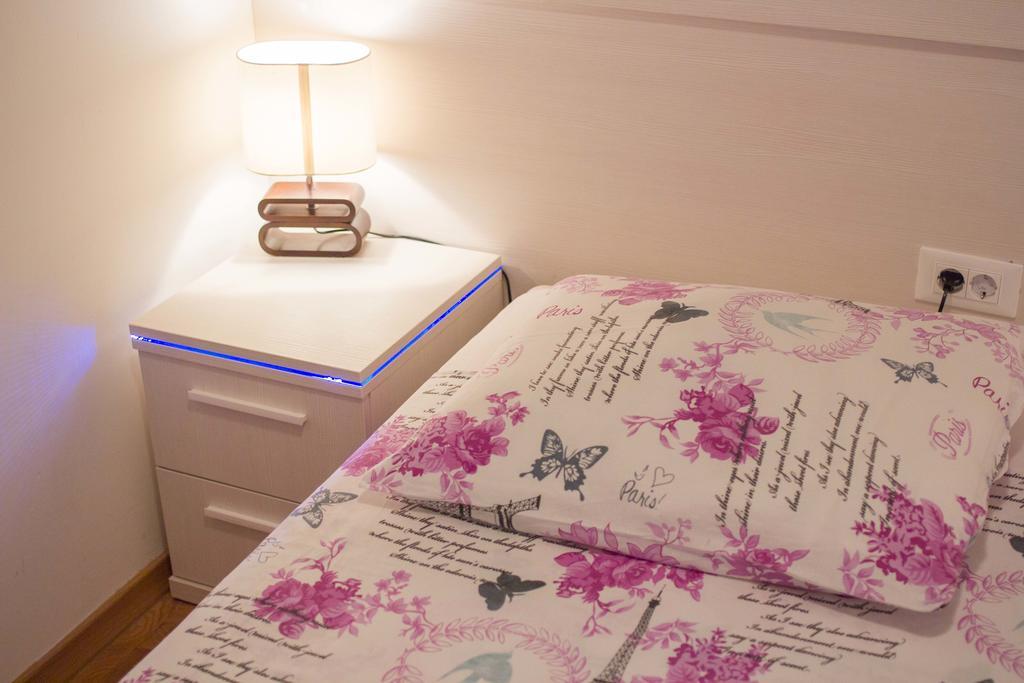 Adela Apartments Znjan Split Oda fotoğraf